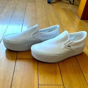Vans Classic White Platform Slip-Ons - size 9